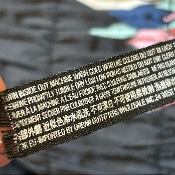 Free People Movement The Way Home Shorts Floral Black Combo Size XS Extra Small - Picture 4 of 13